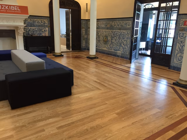 Colegio Mayor Jaizkibel (San Sebastián), furniture by Hermanos Casares: photo 2