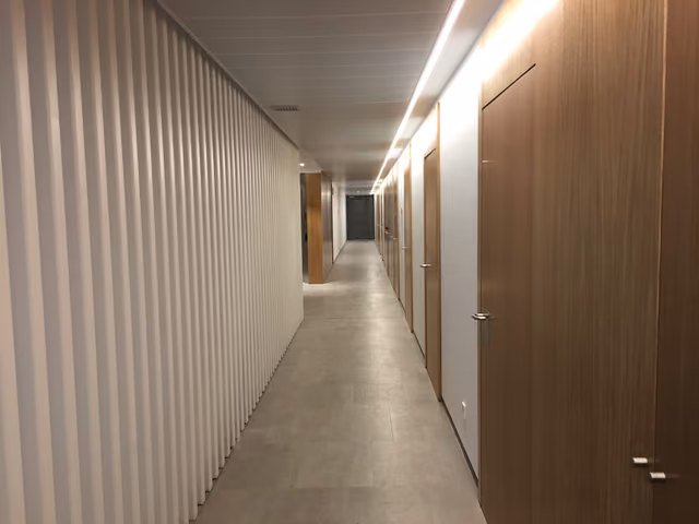 Colegio Mayor Jaizkibel (San Sebastián), furniture by Hermanos Casares: photo 3
