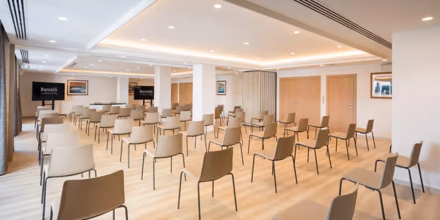HOTEL BARCELÓ La Nucía Hills (Alicante), furniture by Hermanos Casares: photo 30