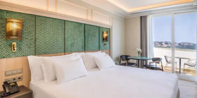 HOTEL BARCELÓ La Nucía Palms (Alicante), mobiliario de Hermanos Casares: foto 12